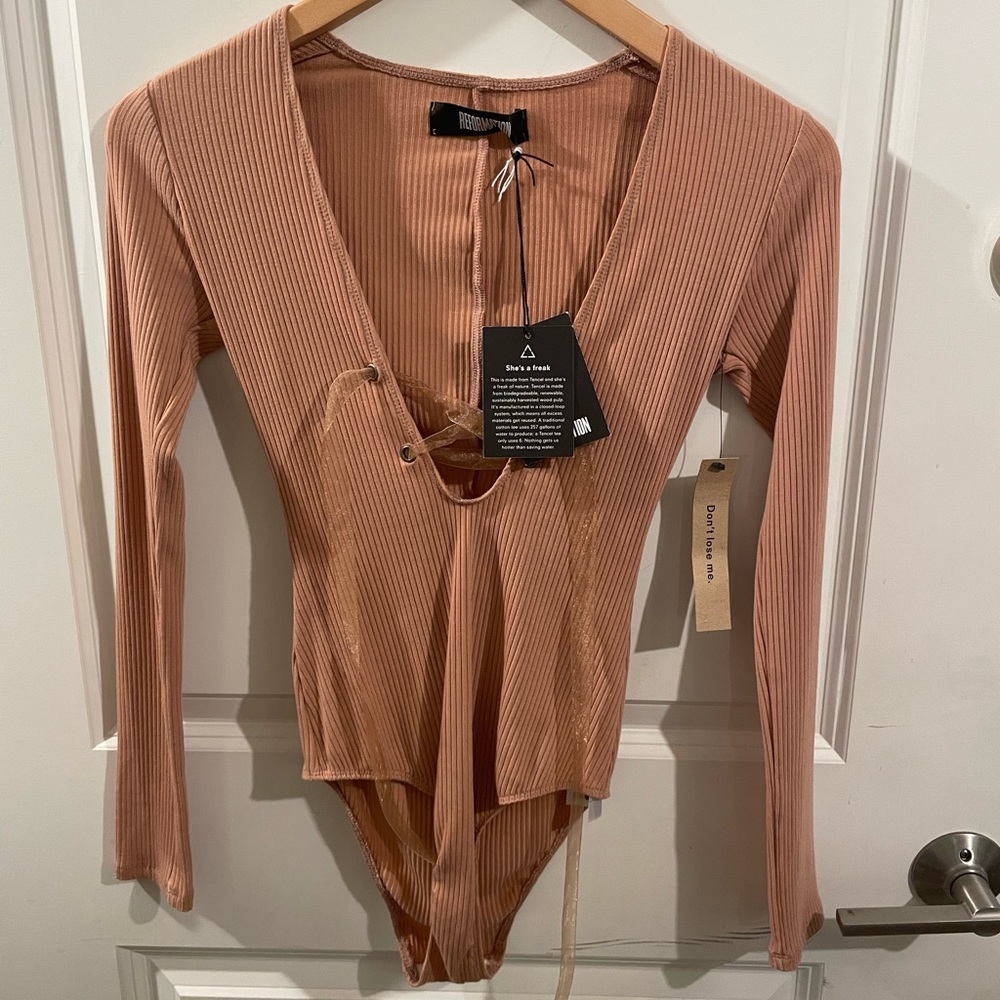 REFORMATION dusty pink bodysuit size XS